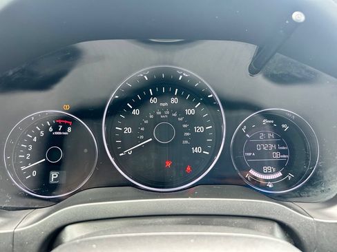 Used 2018 Honda HR-V EX image 22