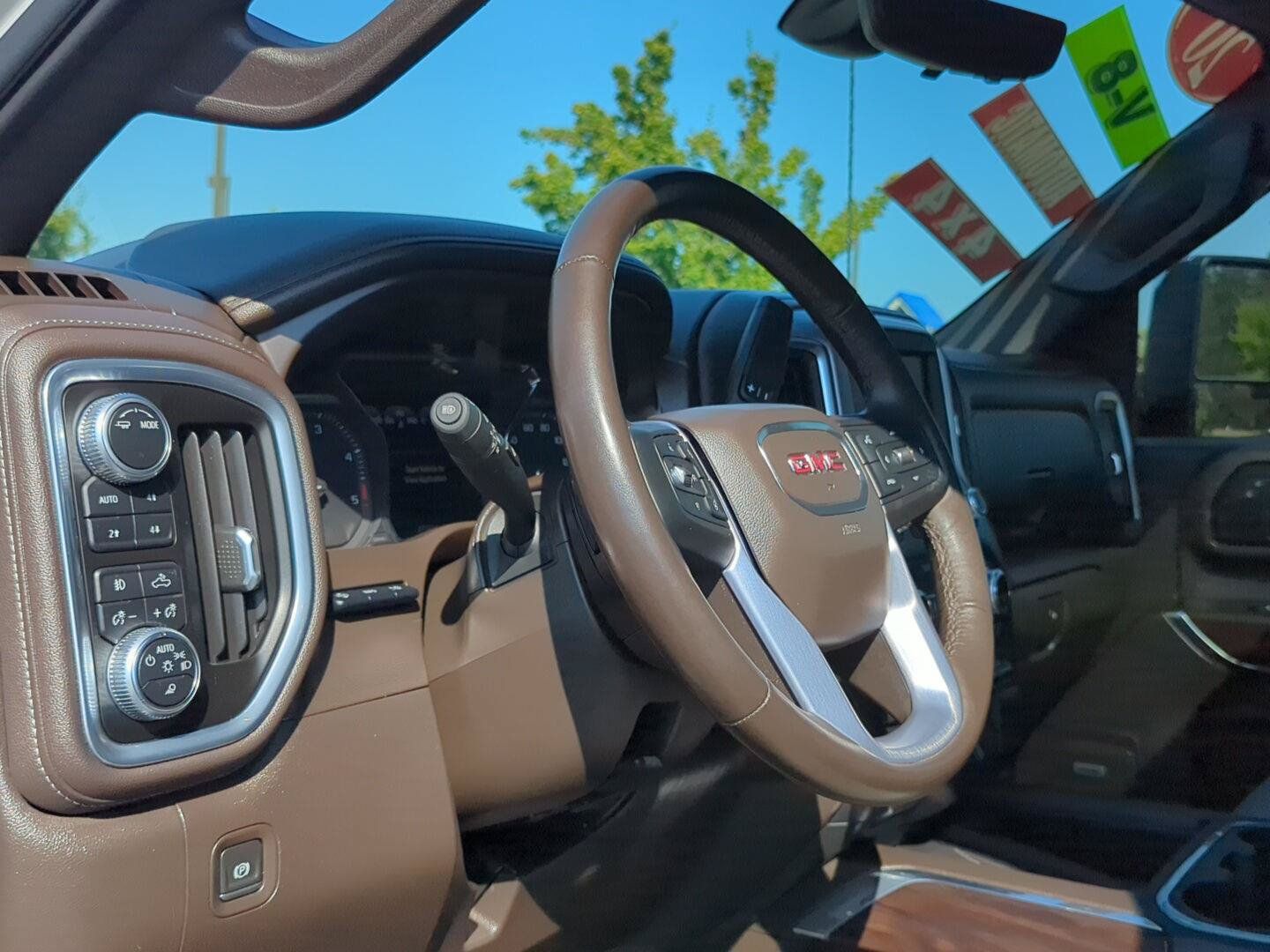 Used 2020 GMC Sierra 3500 SLT w/ SLT Premium Plus Package AWD/4WD image 12