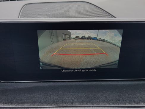 Used 2024 MAZDA MAZDA3 s FWD image 20
