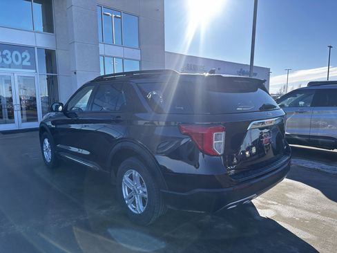 Certified 2023 Ford Explorer XLT w/ Equipment Group 202A image 3