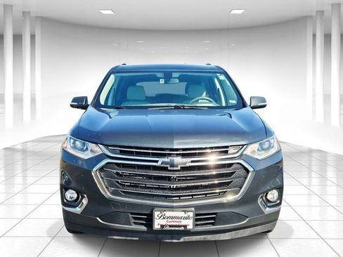 Used 2019 Chevrolet Traverse LT FWD image 5