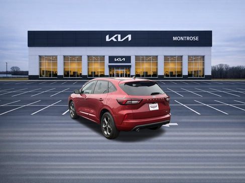 Used 2023 Ford Escape ST-Line w/ Equipment Group 301A FWD image 8