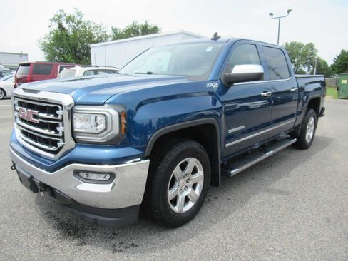 Used 2017 GMC Sierra 1500 SLT w/ Suspension Package, Off-Road AWD/4WD image 1
