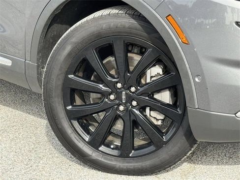 Used 2022 Lincoln Nautilus Reserve w/ Equipment Group 201A image 37