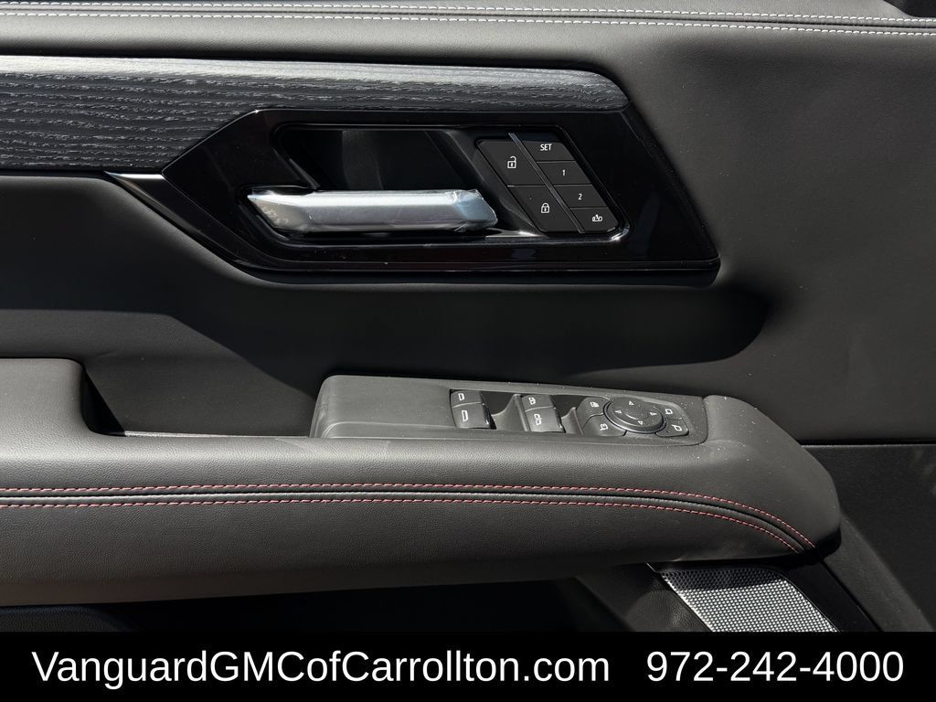 New 2026 GMC Yukon AT4 Ultimate w/ LPO, Floor Liner Package AWD/4WD image 21
