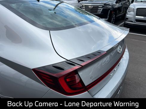 Used 2022 Hyundai Sonata SE FWD image 7