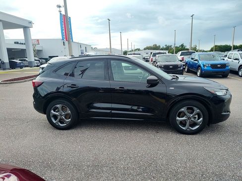Certified 2023 Ford Escape ST-Line w/ Tech Pack #1 image 5