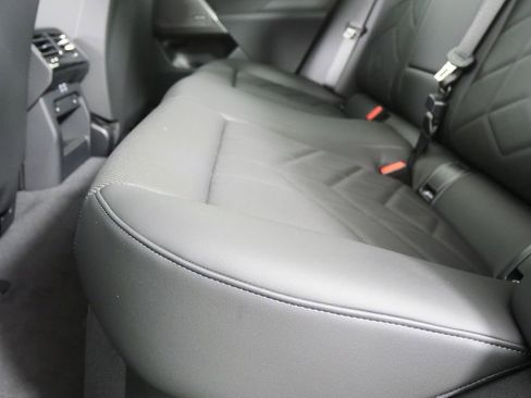 New 2026 BMW 530i w/ Executive Package image 15