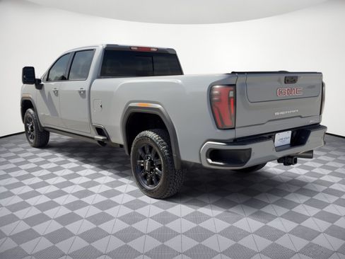 Certified 2025 GMC Sierra 3500 AT4 w/ Technology Package AWD/4WD image 3