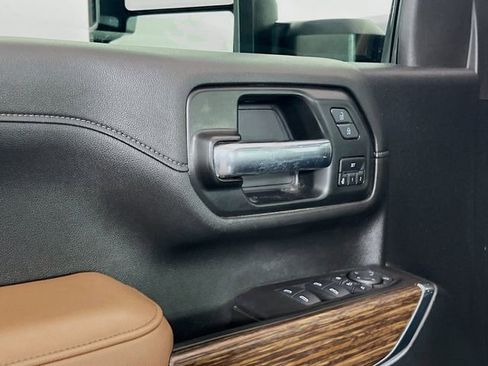 Used 2021 Chevrolet Silverado 3500 High Country AWD/4WD image 17
