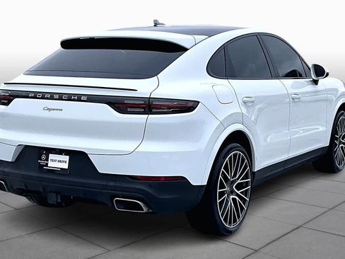 Used 2021 Porsche Cayenne Coupe image 11