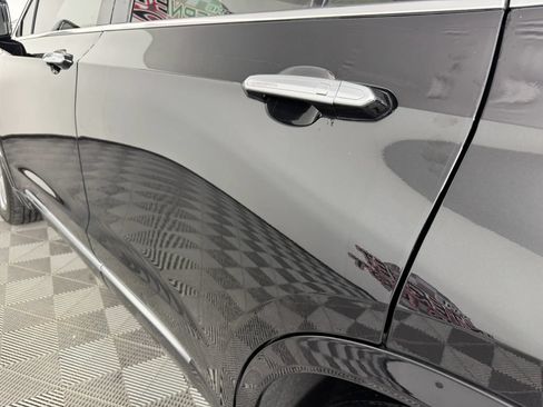Used 2024 Cadillac XT6 Premium Luxury w/ Technology Package AWD/4WD image 28