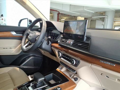 Certified 2023 Audi Q5 2.0T Premium Plus w/ Premium Plus Package image 24