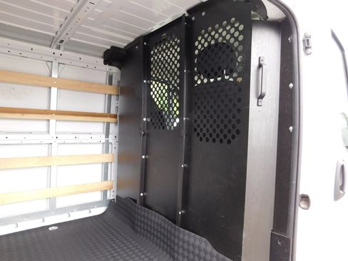 Used 2025 RAM ProMaster 2500 w/ U-Haul Equipment Group FWD image 10