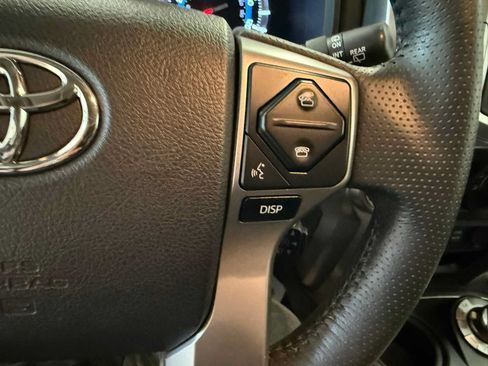 Used 2019 Toyota 4Runner SR5 Premium AWD/4WD image 29