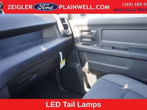 Used 2024 RAM 3500 Tradesman w/ Safety Group image 27