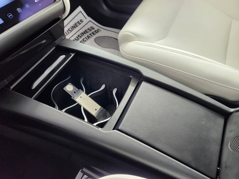 Used 2020 Tesla Model X Long Range image 26