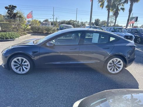 Used 2023 Tesla Model 3 Standard Range image 7