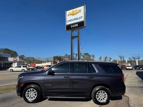 Used 2024 Chevrolet Tahoe LT RWD image 1