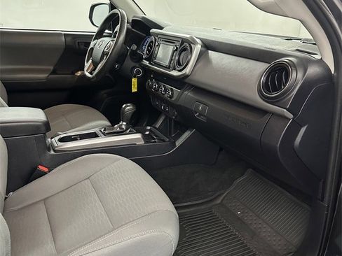 Used 2019 Toyota Tacoma SR5 image 35