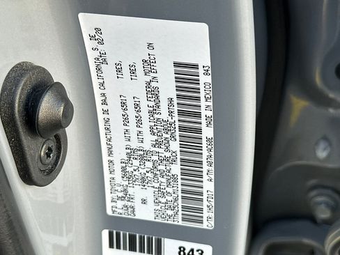 Used 2020 Toyota Tacoma TRD Sport w/ Technology Package image 28