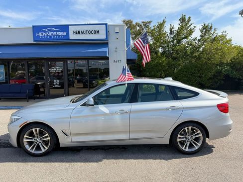 Used 2016 BMW 328i Gran Turismo xDrive AWD/4WD image 32