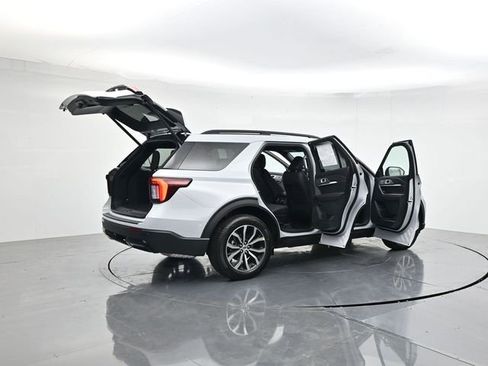 New 2026 Ford Explorer ST-Line RWD image 49