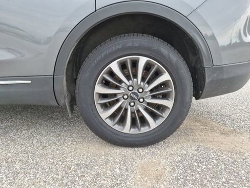 Used 2023 Lincoln Nautilus AWD w/ Premium Package image 9