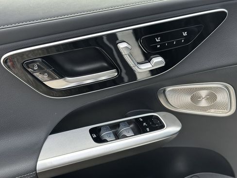 Certified 2024 Mercedes-Benz GLC 300 image 12