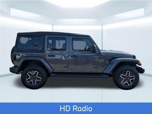 New 2026 Jeep Wrangler Unlimited Sahara AWD/4WD image 8