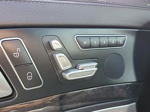 Used 2017 Mercedes-Benz SL 450 image 26