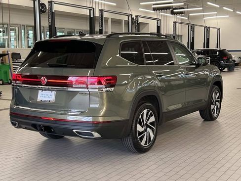 New 2026 Volkswagen Atlas SE image 8