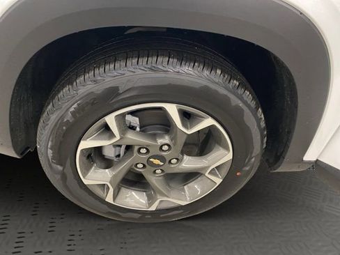 New 2026 Chevrolet Trax LT image 26