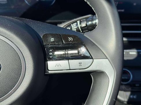 Used 2023 Hyundai Elantra Limited FWD image 26