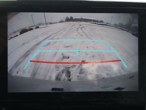 Used 2024 Toyota Sienna XLE image 26