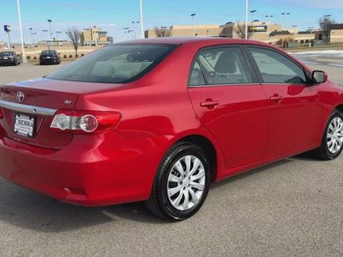 Used 2013 Toyota Corolla LE image 8