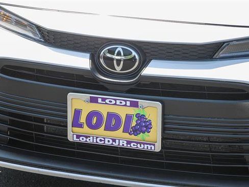 Used 2024 Toyota Corolla LE image 8