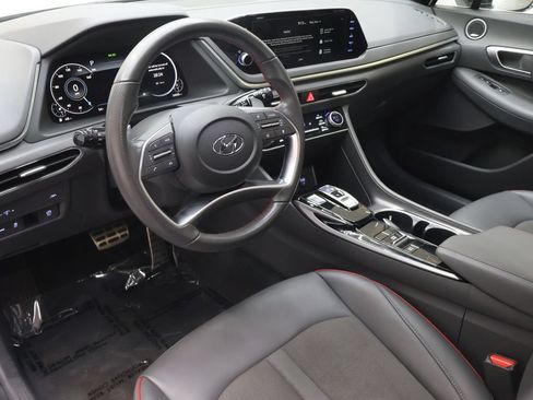 Used 2023 Hyundai Sonata SEL Plus FWD image 17