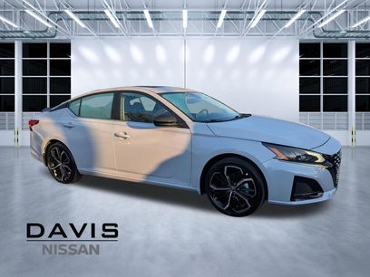 Used 2025 Nissan Altima 2.5 SR w/ SR Premium Package