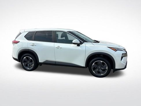 Used 2024 Nissan Rogue SV FWD image 6