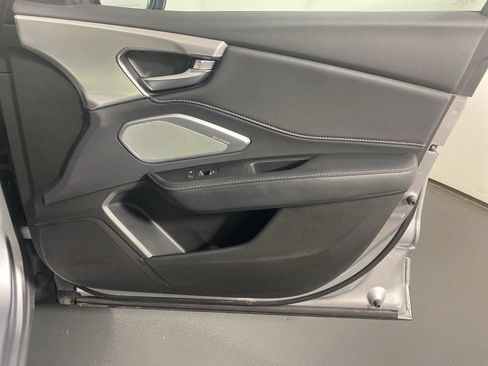 Used 2025 Acura RDX w/ Technology Package image 32
