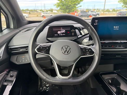Certified 2023 Volkswagen ID.4 Pro AWD/4WD image 17