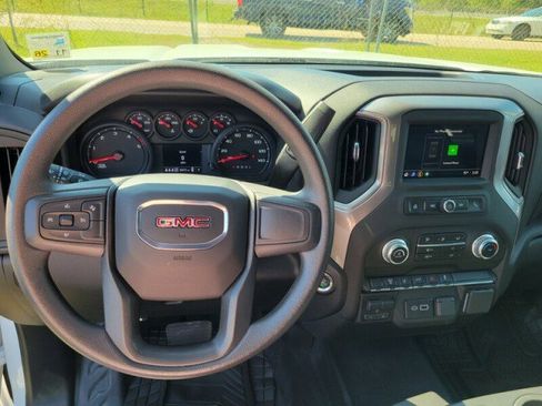 Used 2025 GMC Sierra 3500 Pro AWD/4WD image 7