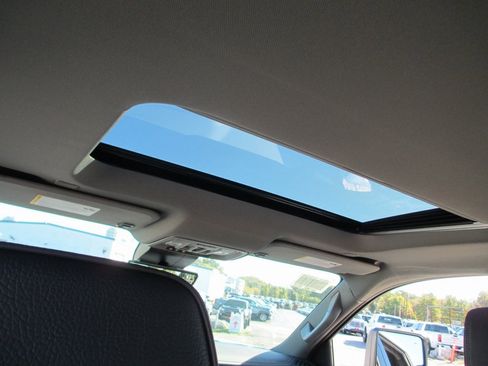 New 2026 GMC Sierra 3500 Denali w/ Denali Reserve Package image 12