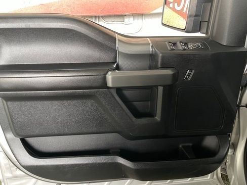 Used 2016 Ford F150 XLT w/ Equipment Group 302A Luxury image 30