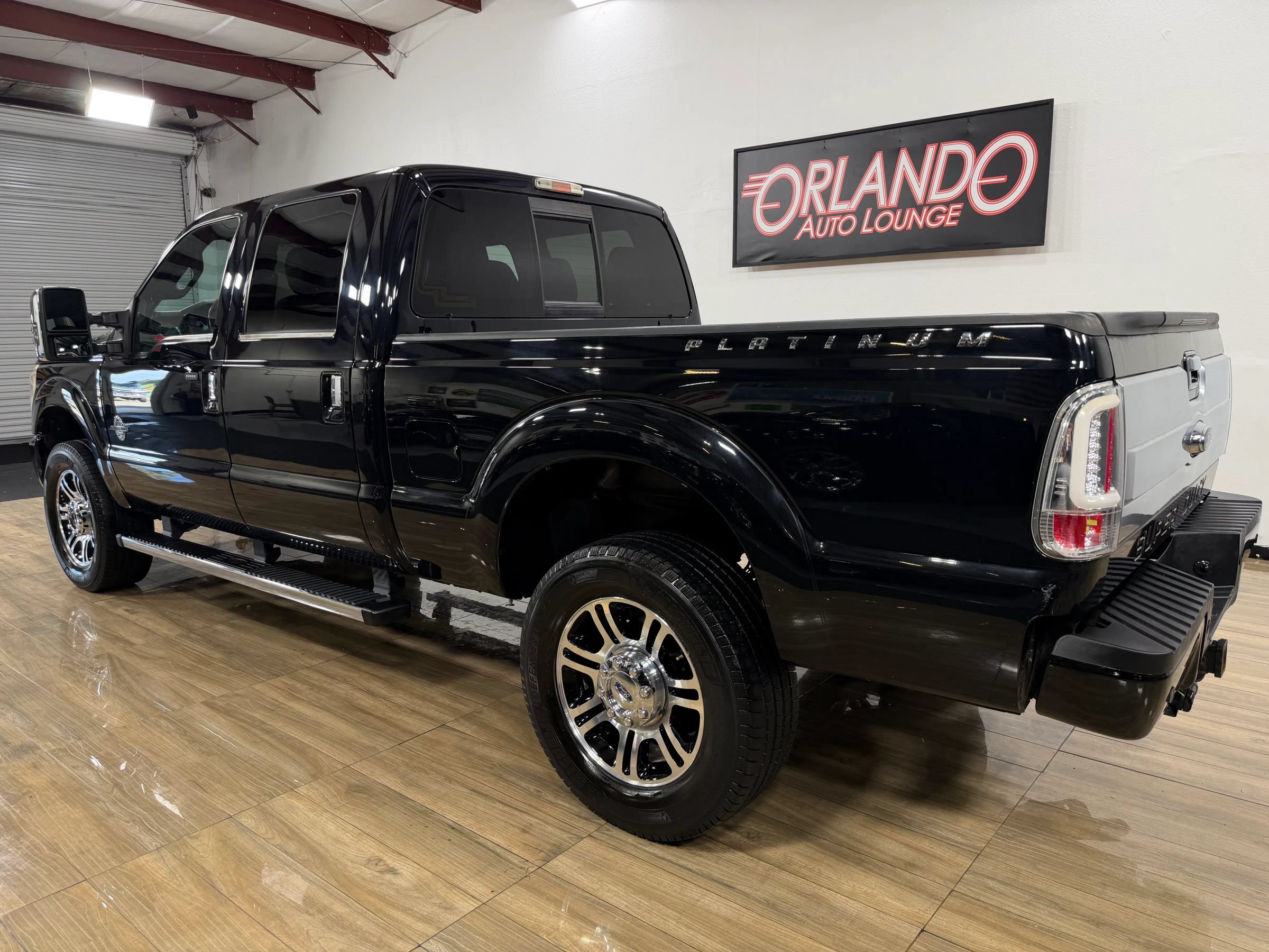 Used 2016 Ford F350 Platinum AWD/4WD image 4