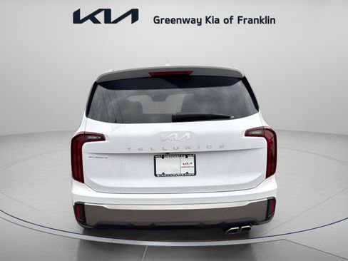 New 2025 Kia Telluride S image 6