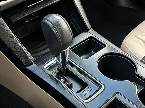 Used 2019 Subaru Outback 2.5i Limited image 24