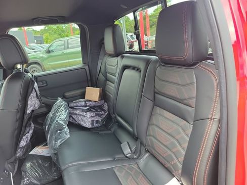 New 2026 Nissan Frontier PRO-4X w/ Pro Premium Package AWD/4WD image 11