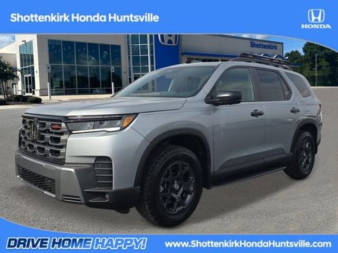 New 2026 Honda Pilot TrailSport image 1